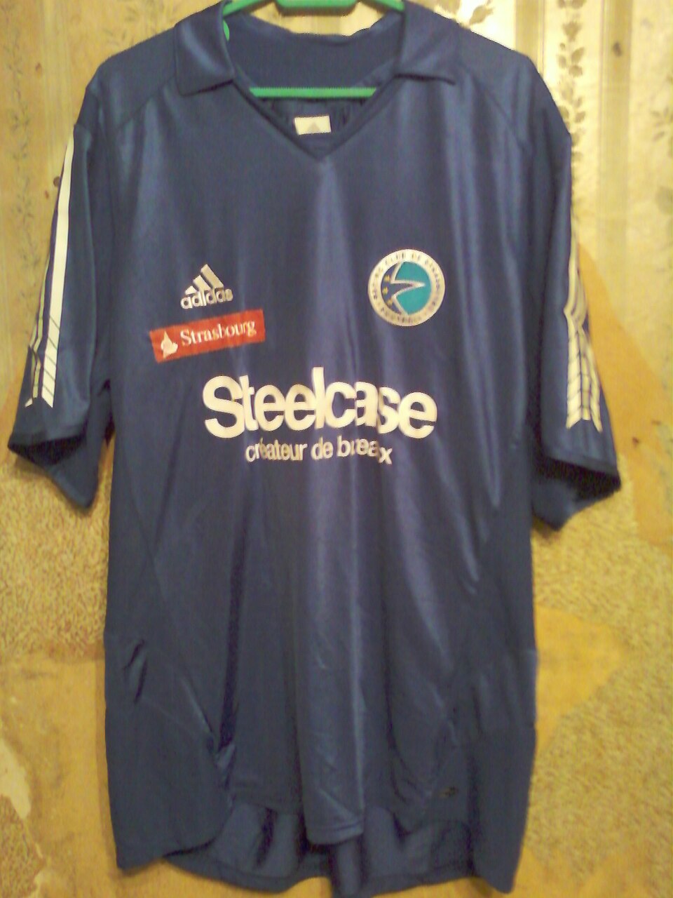 Front of the Strasbourg 2004–05 home football shirt