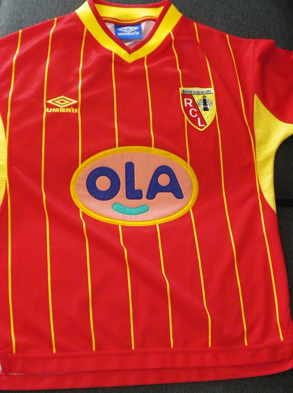 Front of the Lens 1999–2000 home football shirt