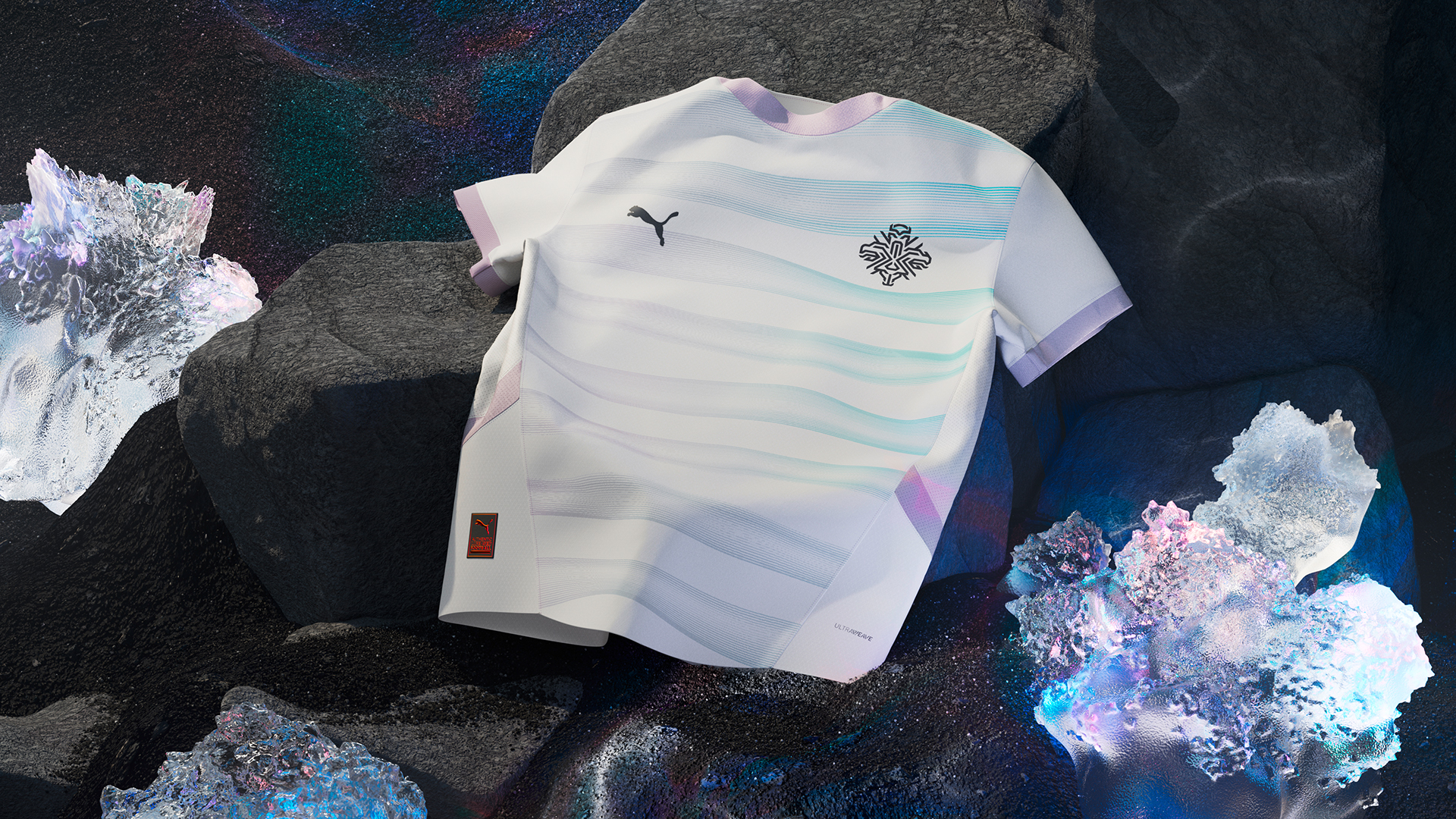 Front of the Iceland Women 2025 away football shirt