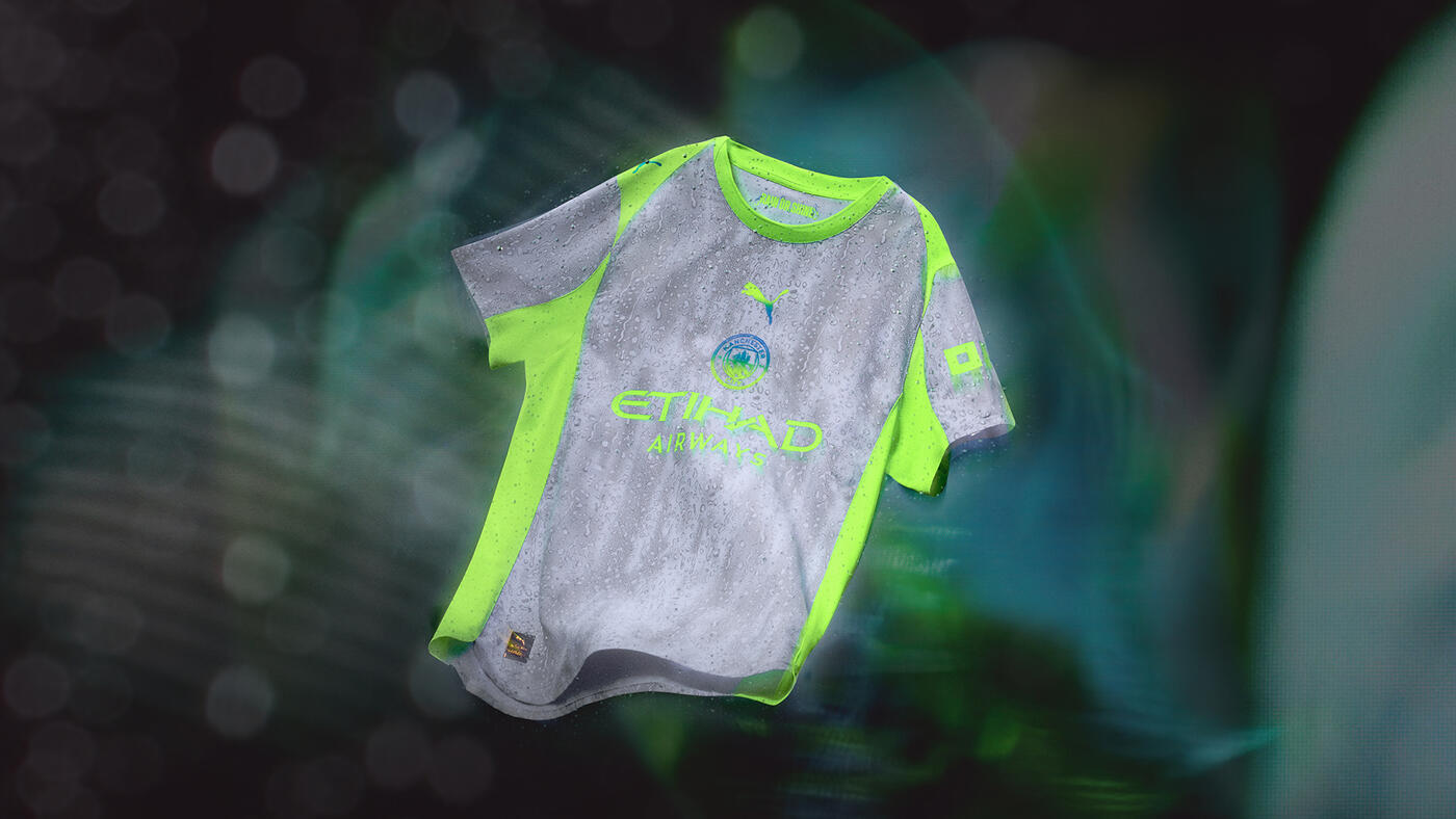 Front of the Manchester City 2025–26 third football shirt